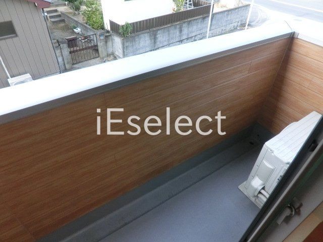 バルコニー　広々バルコニー