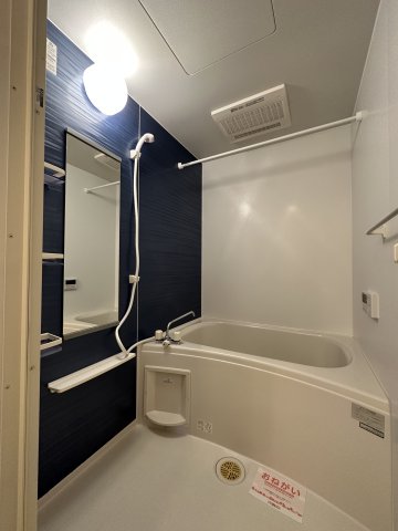 バス・シャワールーム　05669-205