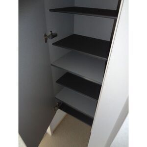 玄関　収納もある玄関です
