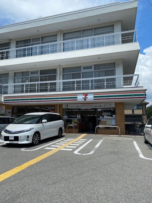 コンビニ　セブンイレブン　南塚口2丁目店（コンビニ）まで711m