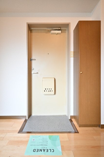 玄関　明るい玄関です