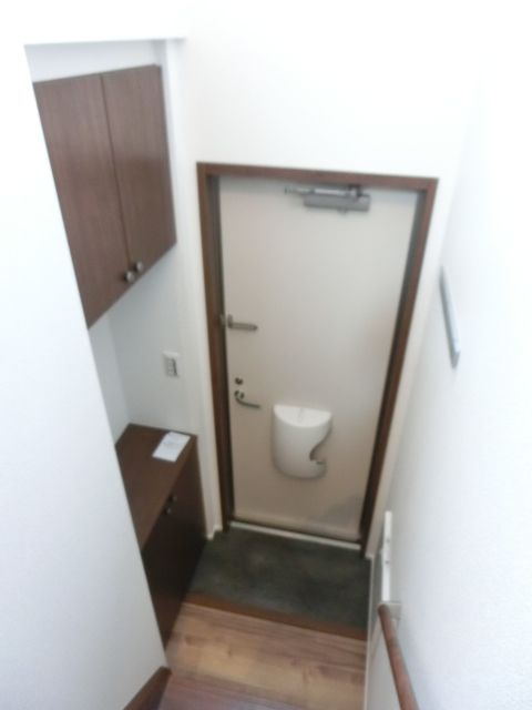 玄関　シューズボックス付きです。