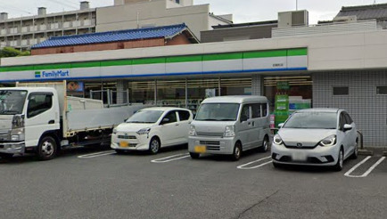 コンビニ　ファミリーマート 志賀町店（コンビニ）まで466m