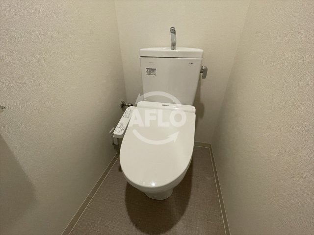 トイレ　プレサンス堺筋本町ディスティニー　トイレ