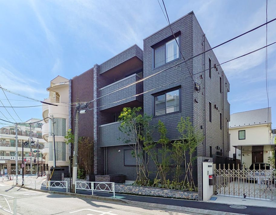 建物外観　【積水ハウス施工　重量鉄骨造　ホテルライクシャーメゾン】～…