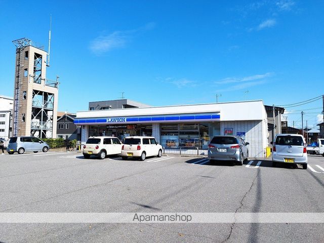 コンビニ　ローソン野々市本町店（コンビニ）まで423m