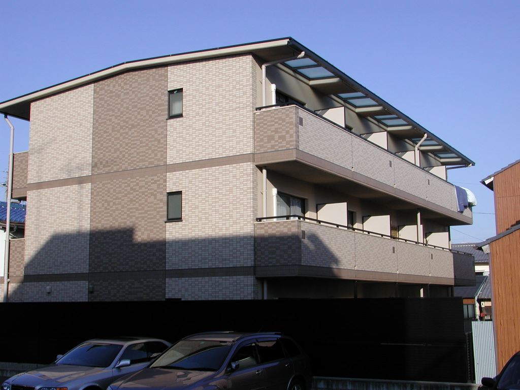 建物外観　ポーロニア柳原