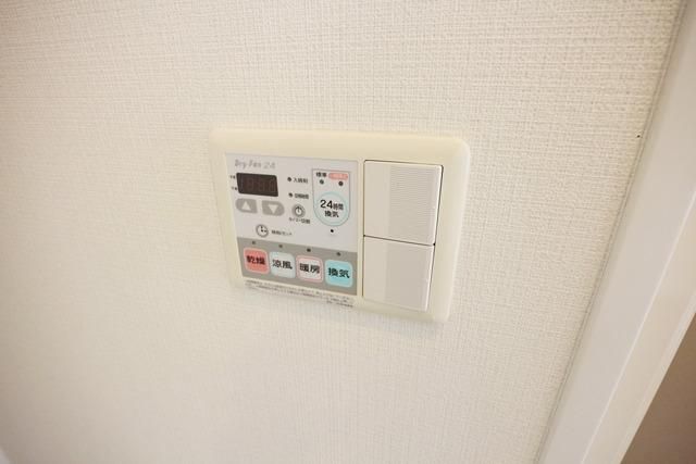 収納　☆寒い冬も、雨の日でも、浴室乾燥・暖房機能で問題なし☆