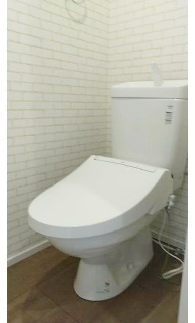 トイレ　落ち着いた色調のトイレです♪