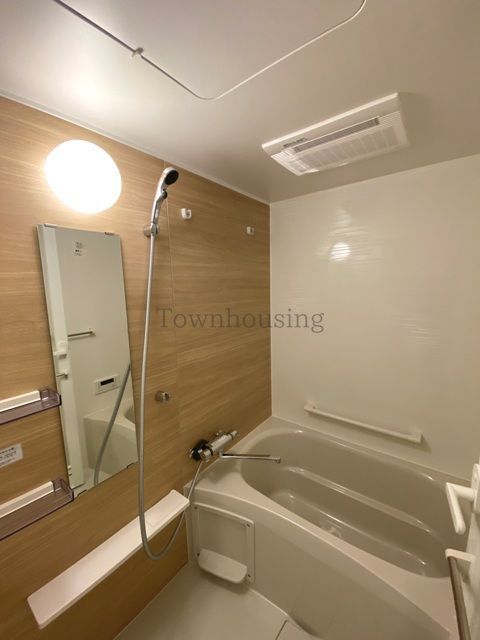バス・シャワールーム　※写真は同タイプ住戸です。