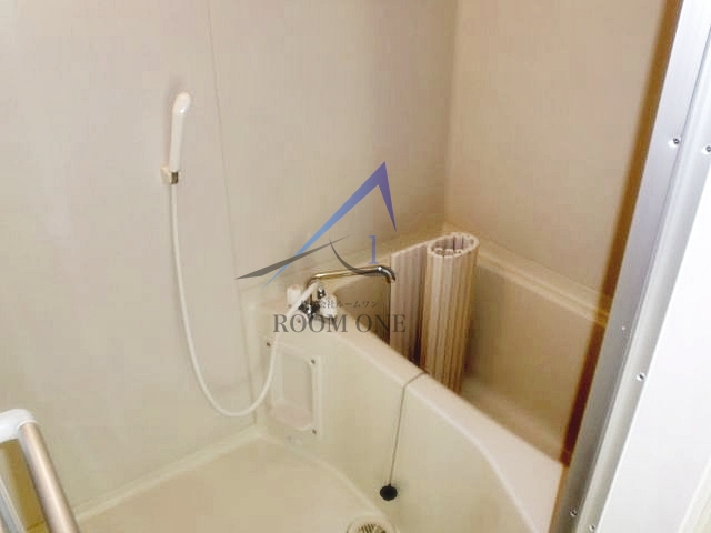 バス・シャワールーム　お風呂です。