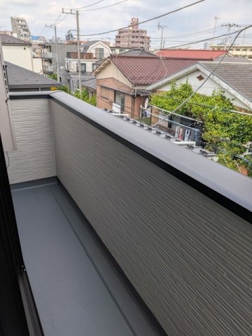 バルコニー　便利で嬉しいバルコニー付きです♪