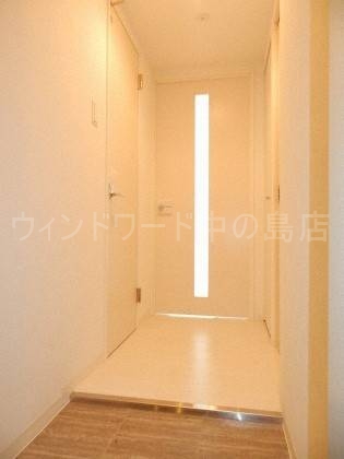 玄関　詳細は、ウィンドワード中の島店までご相談下さい。