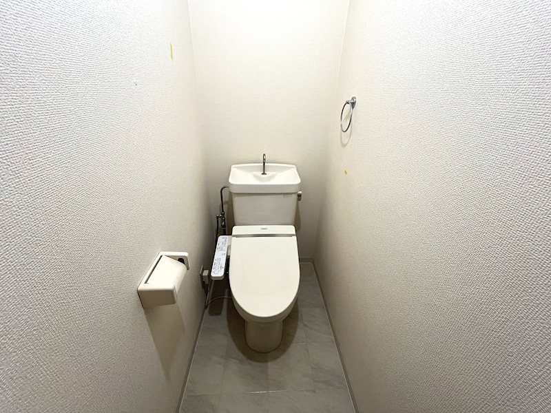 トイレ　同建物、他号室参照