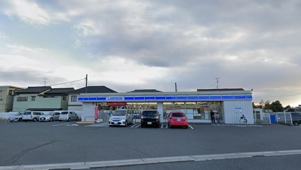 コンビニ　ローソン春日部西金野井店（コンビニ）まで831m