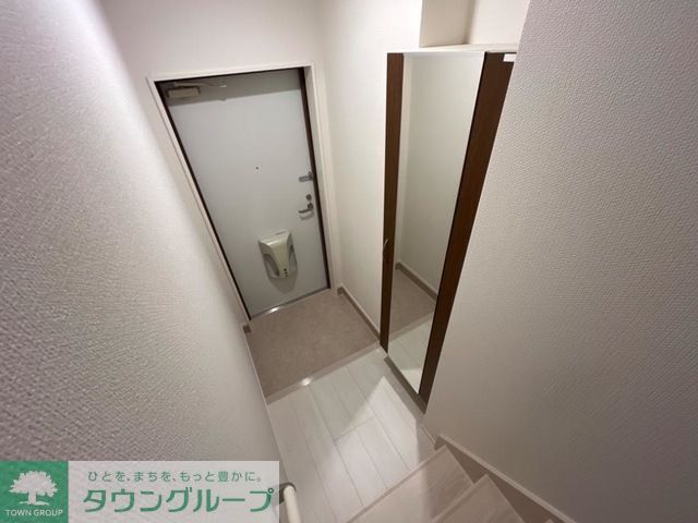 玄関　お問合せはタウンハウジングまで！※現地待合わせ相談可能