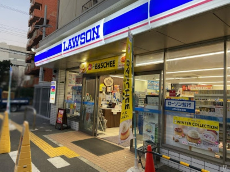 コンビニ　ローソン大阪本庄東三丁目店（コンビニ）まで244m