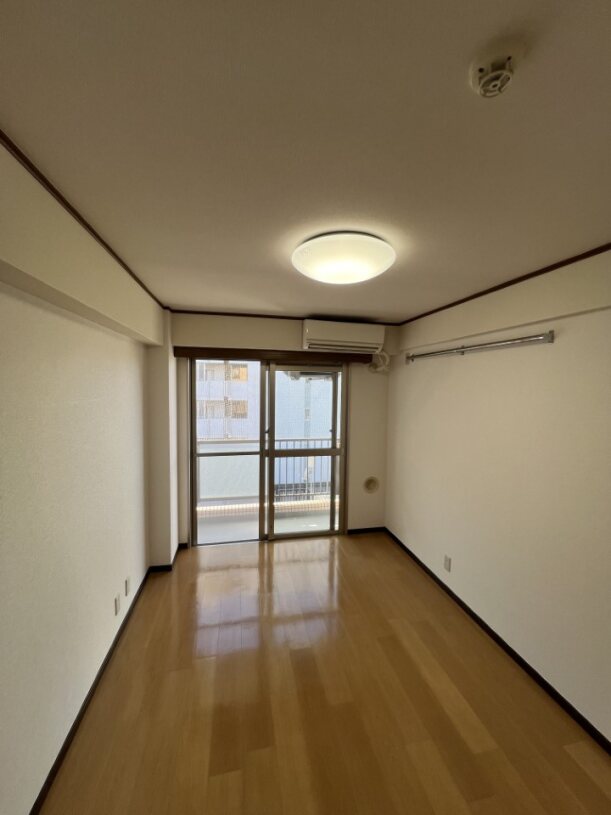 居室・リビング　同タイプ　別部屋写真