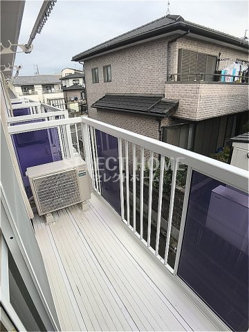 バルコニー　同型タイプお洗濯にも便利なバルコニー付き