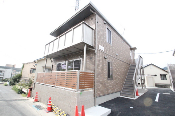建物外観　建築中