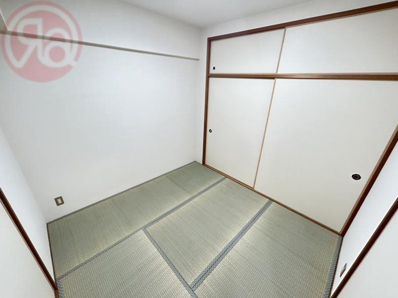 その他部屋・スペース　落ち着いて過ごせるお部屋なので、寝室にいかがでしょうか