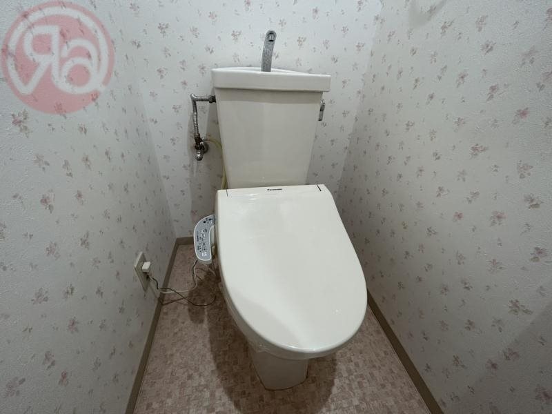 トイレ　落ち着いたトイレです