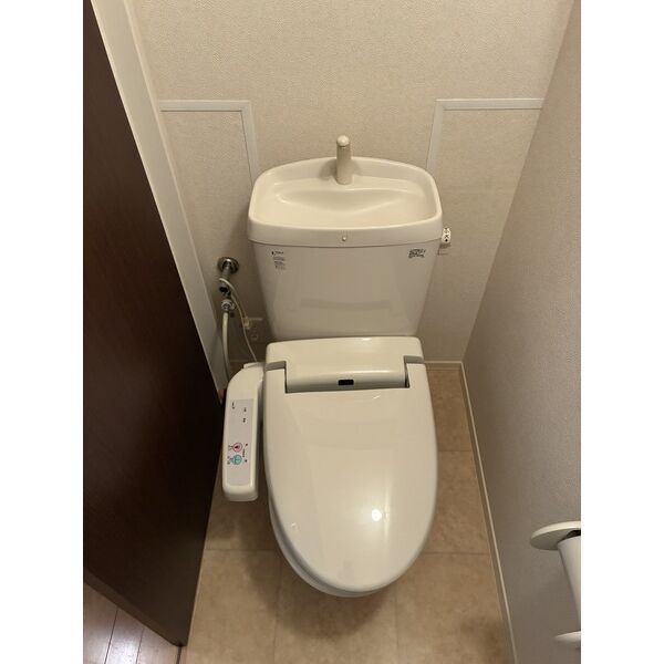 上毛電鉄 中央前橋駅 徒歩31分 2階建 築19年のトイレ写真