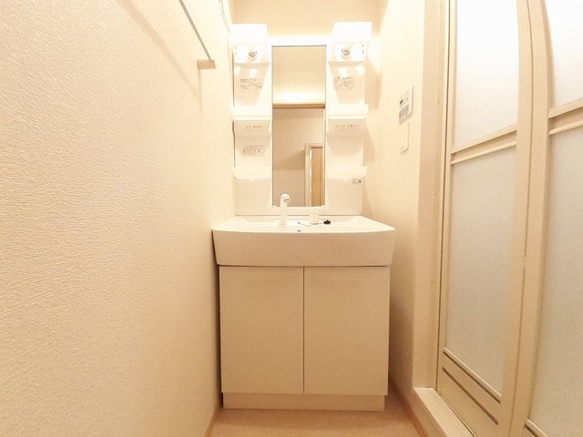 洗面設備　※同タイプ写真