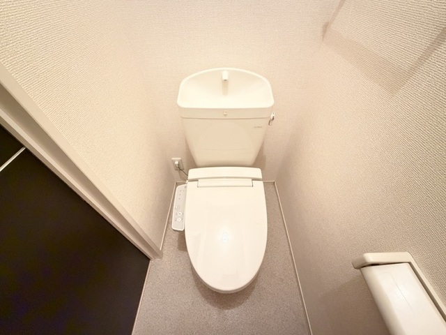 スカイヒル横濱六ッ川 B棟のトイレ写真
