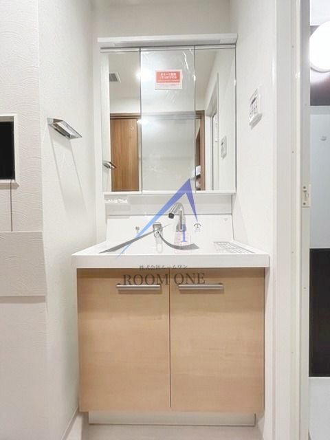 洗面設備　洗面台です。