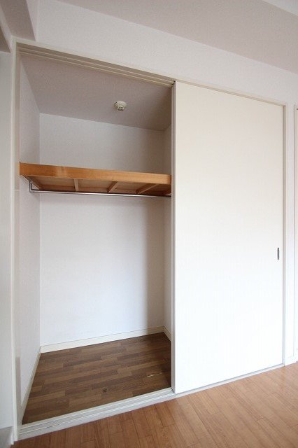 収納　同物件別号室のものです。