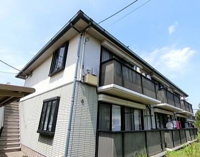メゾンリバーサイドC棟の外観写真