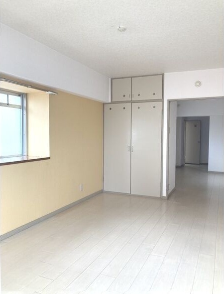 アイルモネ山手の内装写真