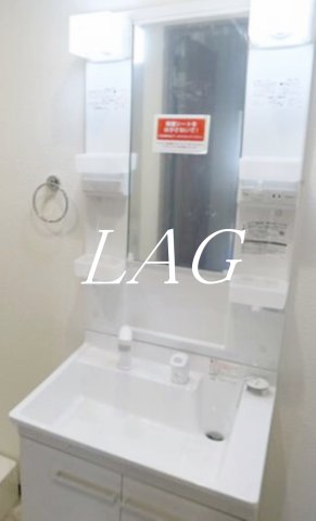 洗面設備　独立洗面台です。