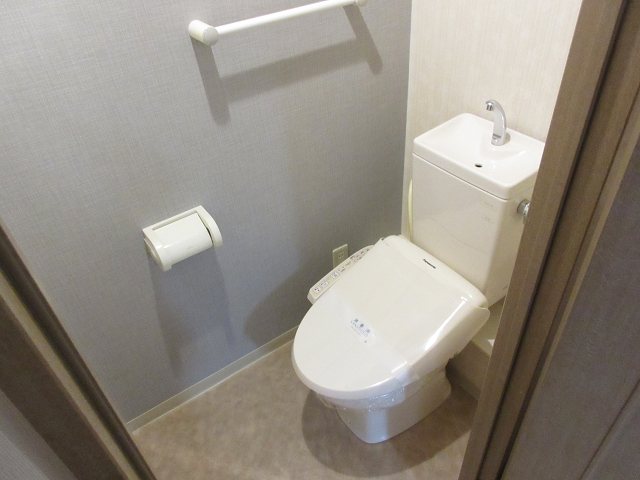 アゼリア・シティ上尾弐番館のトイレ写真