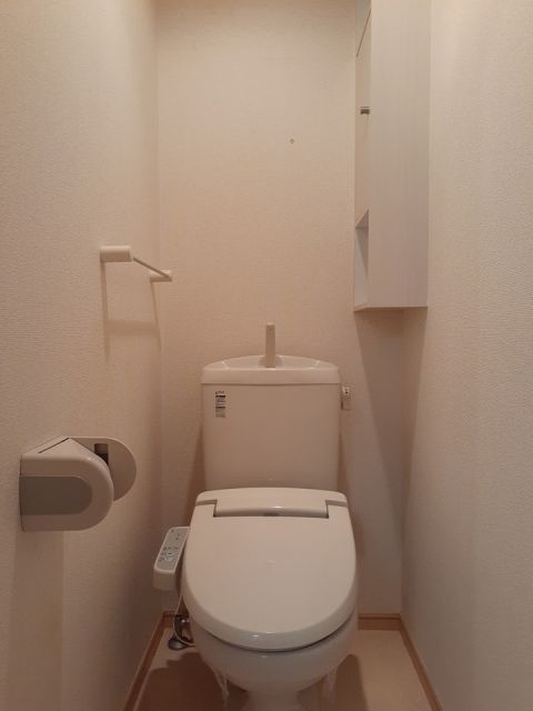 プラシード鎌倉のトイレ写真