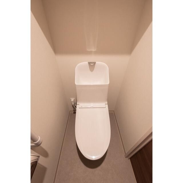 トイレ　落ち着いたトイレです