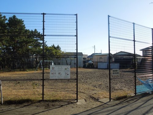 公園　東海岸第一　青少年広場（公園）まで716m