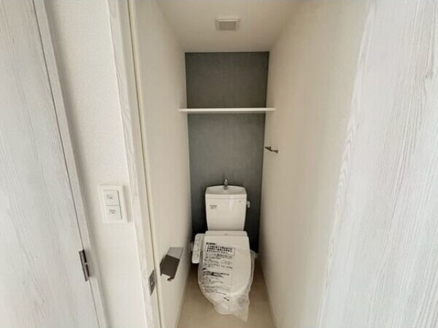 地下鉄谷町線 田辺駅 徒歩3分 13階建 築2年のトイレ写真
