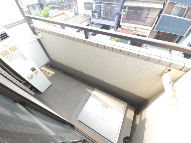 阪急千里線 下新庄駅 徒歩2分 8階建 築36年の内装写真