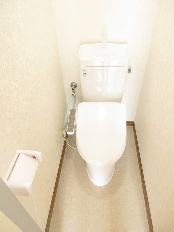 トイレ　バス・トイレ別！新品ウォシュレット付トイレ（便器ごと交換）！