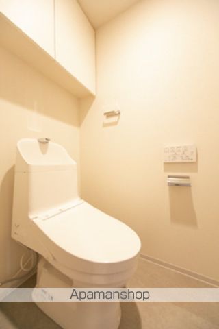 東京メトロ有楽町線 千川駅 徒歩8分 6階建 築3年のトイレ写真
