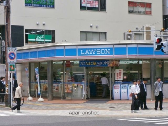 コンビニ　ローソン（コンビニ）まで72m