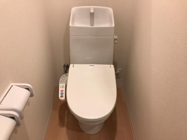 トイレ　シャワー付トイレ