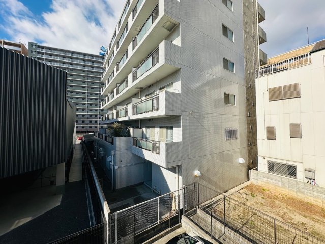 地下鉄千日前線 阿波座駅 徒歩3分 築23年