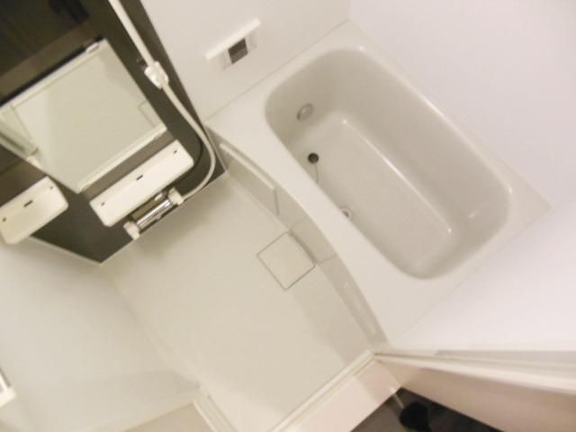 バス・シャワールーム　★追い焚き付のお風呂です★
