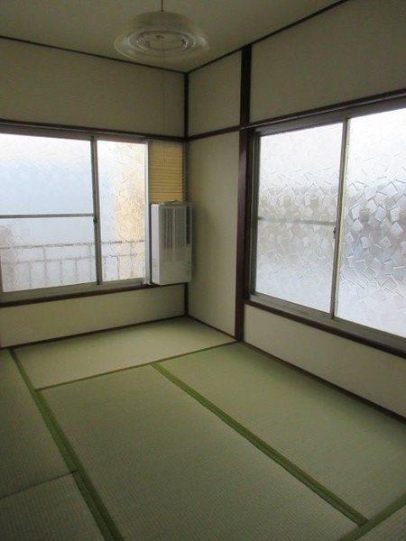 ＪＲ山手線 大塚駅 徒歩9分 2階建 築59年の居間写真