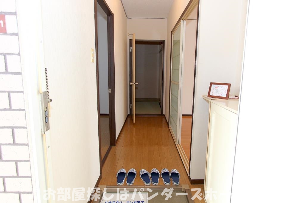 ウィンディアナガムラ Iの玄関写真
