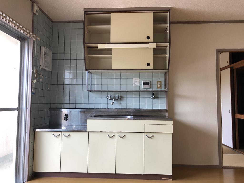 キッチン　流し台は取替え中です。