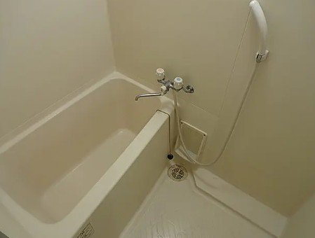 バス・シャワールーム　別部屋参考写真となります。